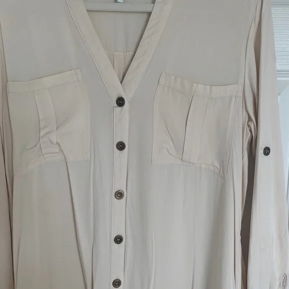 Cream Ruffled Hem Dress - Picture 3 of 7